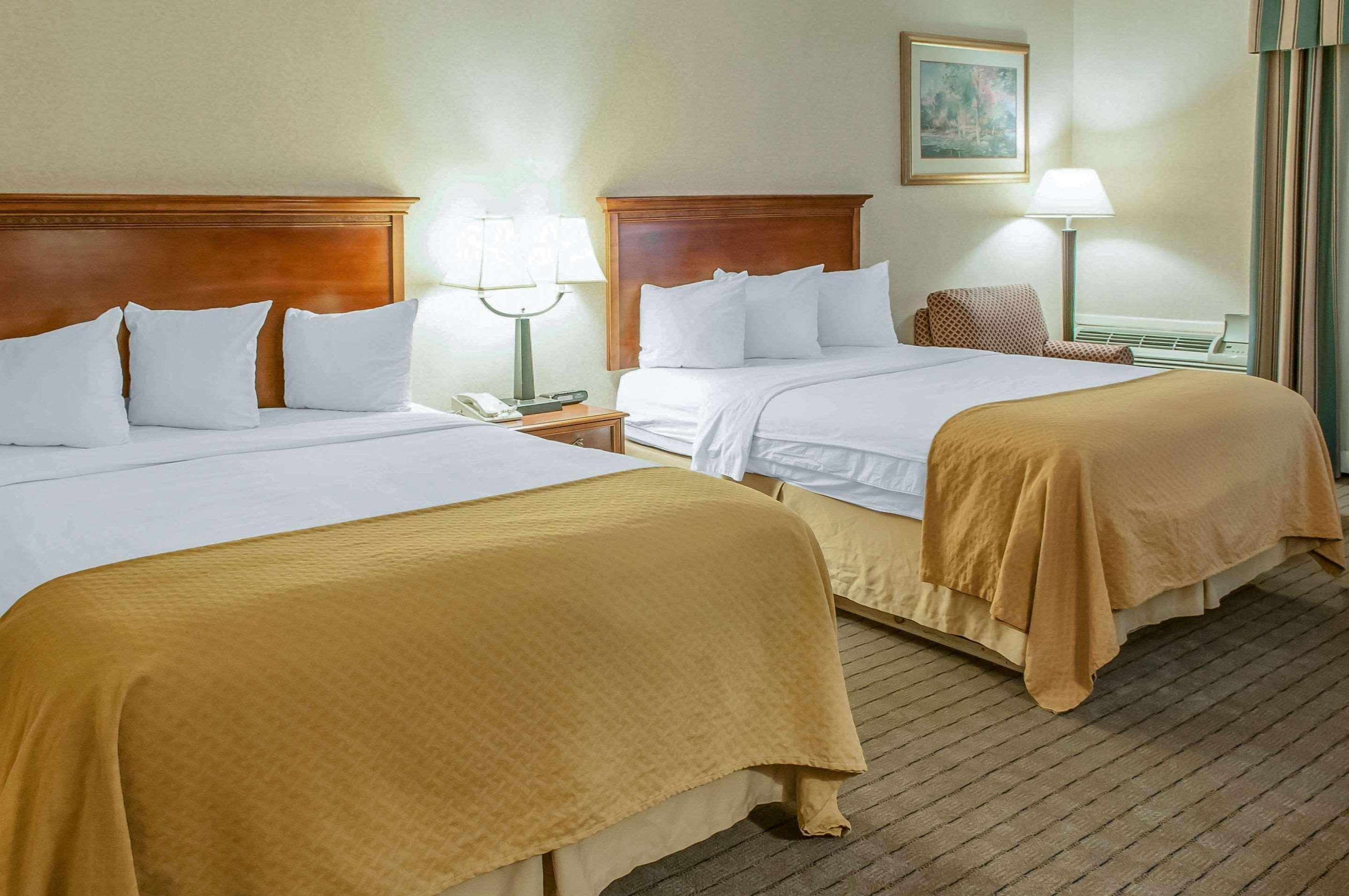Quality Inn & Suites Grants - I-40 מראה חיצוני תמונה