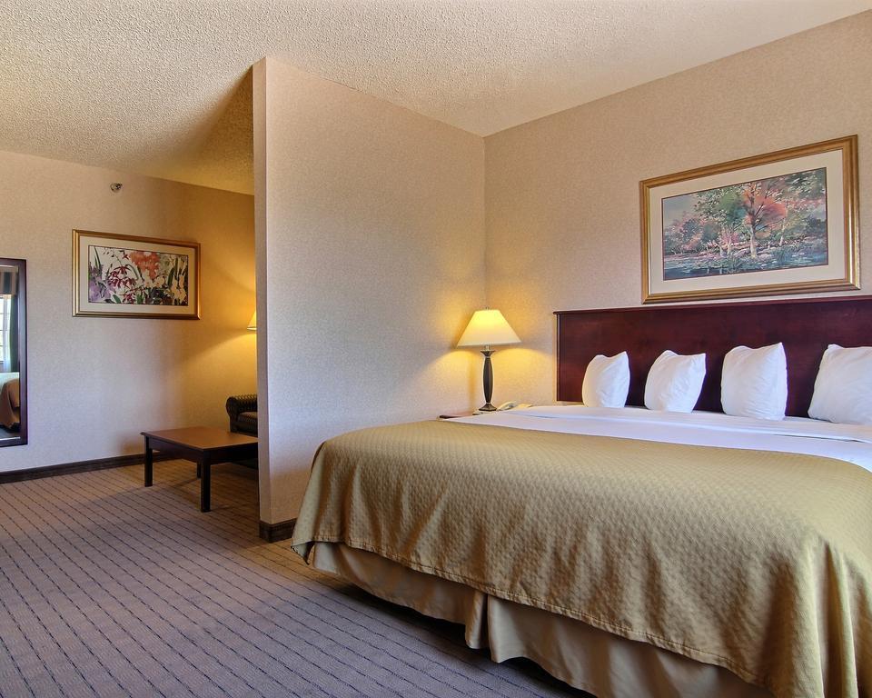Quality Inn & Suites Grants - I-40 מראה חיצוני תמונה