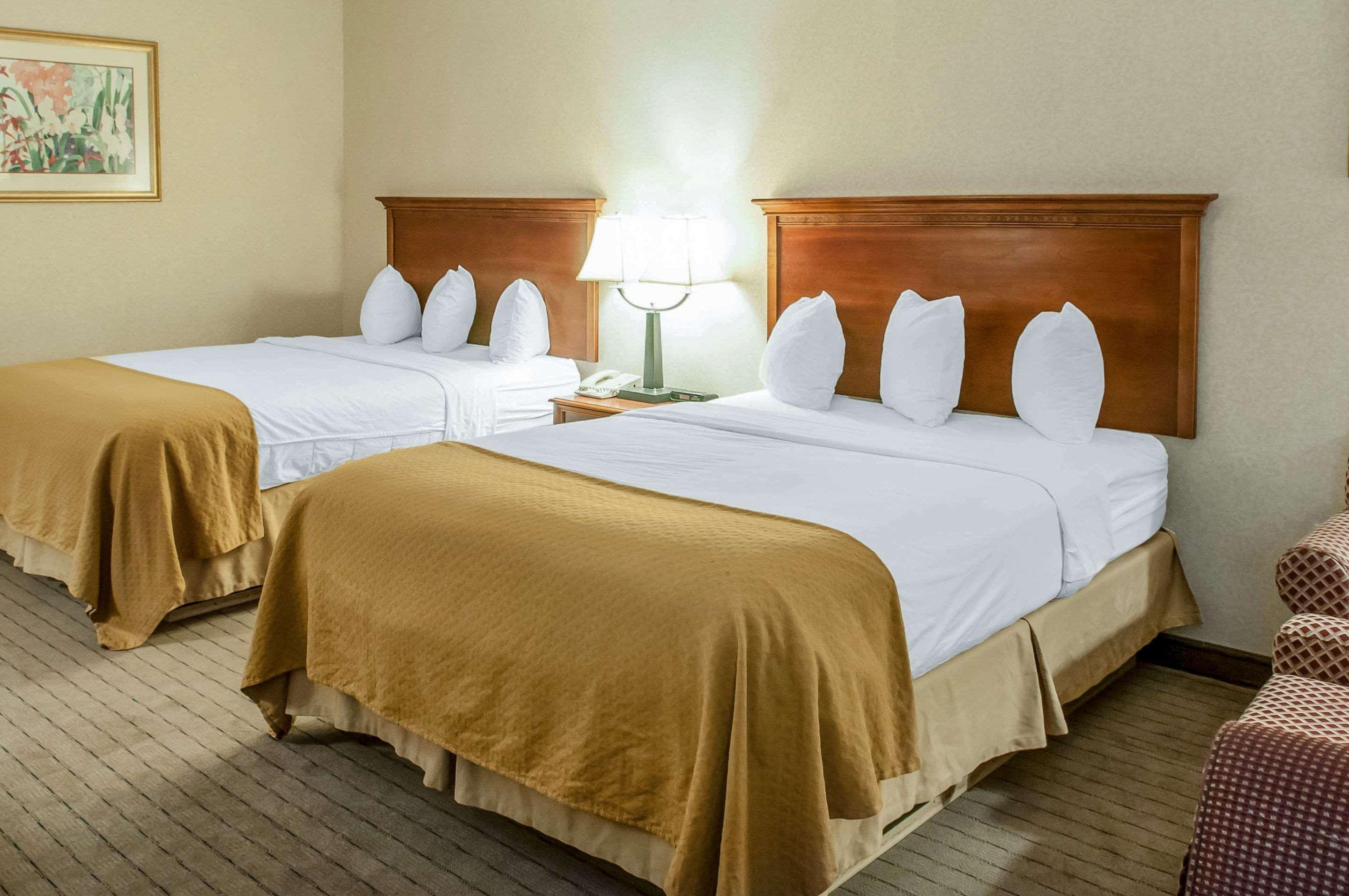 Quality Inn & Suites Grants - I-40 מראה חיצוני תמונה