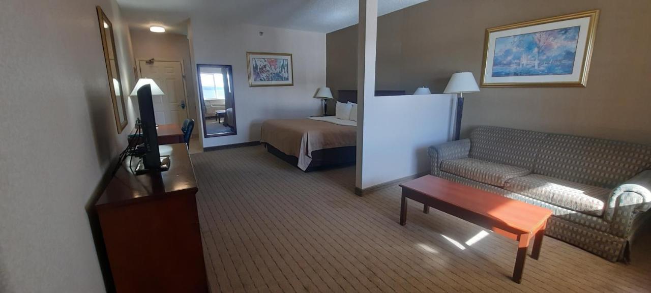 Quality Inn & Suites Grants - I-40 מראה חיצוני תמונה